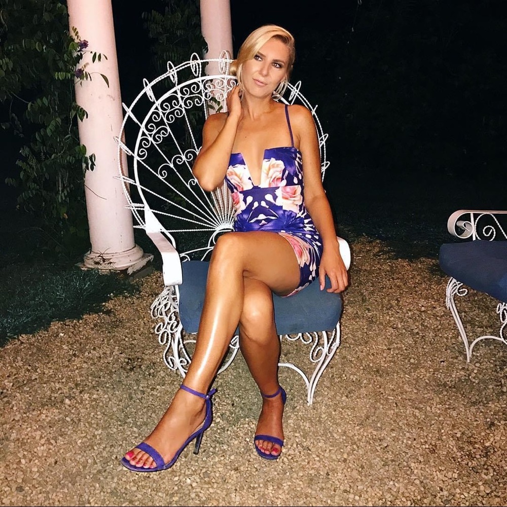 💜 ANNE MICHELLE FAUX SUEDE PURPLE STRAP HEELED SANDALS!